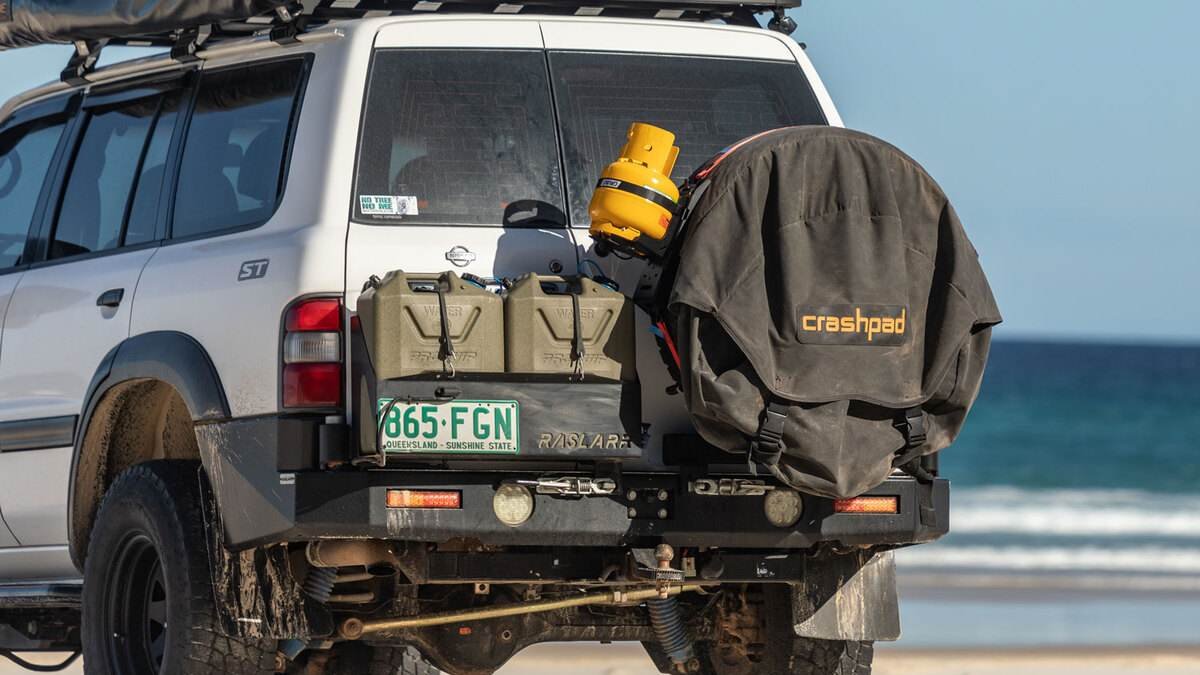 Best Roof Racks for 4WD Touring Australia 2026 1 4WD with platform roof rack carrying rooftop tent and touring gear in the Australian outback